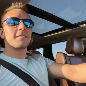 Meet your Posher, Martin